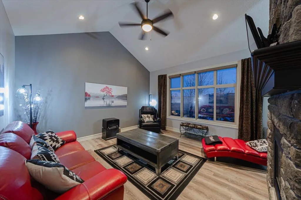 115 Montclair Place Rural Rocky View County AB T4C 0A7