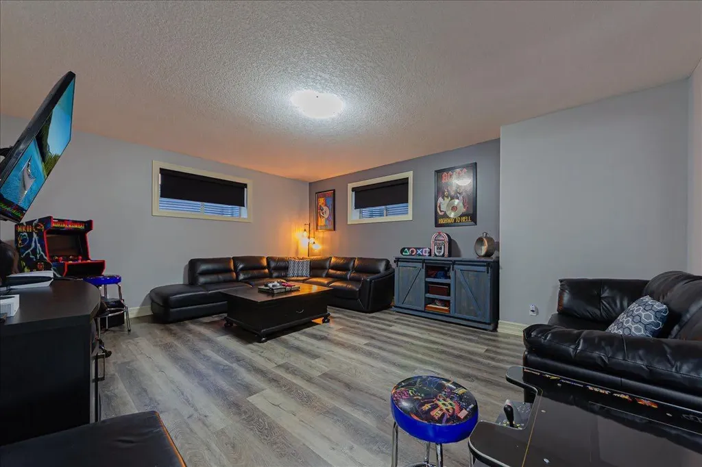 115 Montclair Place Rural Rocky View County AB T4C 0A7