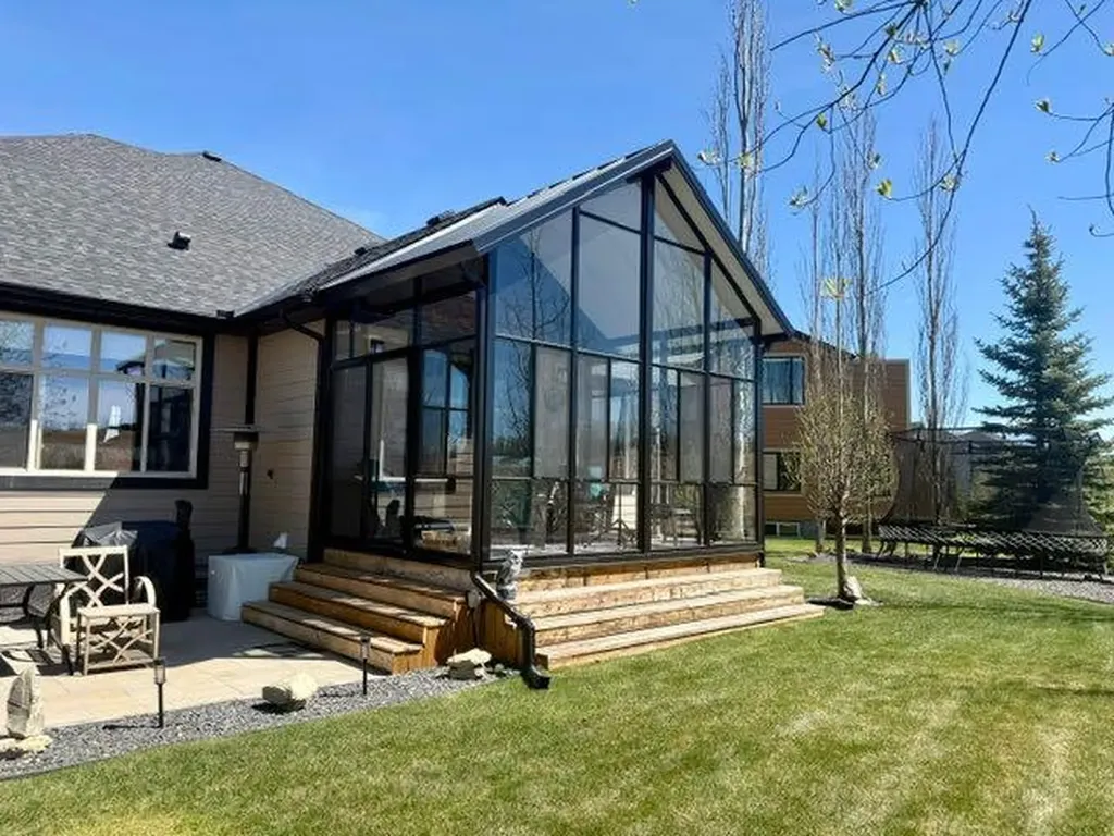 115 Montclair Place Rural Rocky View County AB T4C 0A7