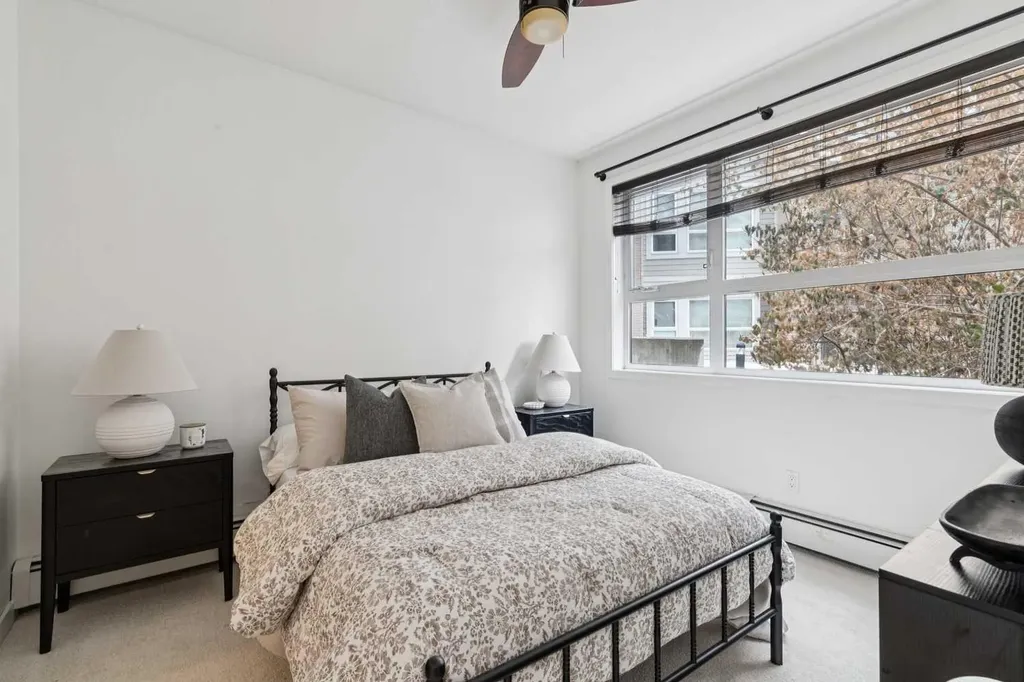 721 4 Street NE Calgary AB T2E 3S7