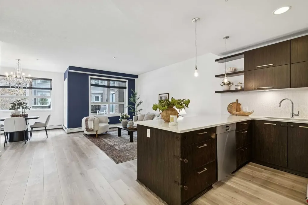 721 4 Street NE Calgary AB T2E 3S7