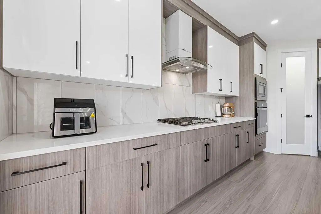 177 Saddlelake Terrace NE Calgary AB T3J 2E8