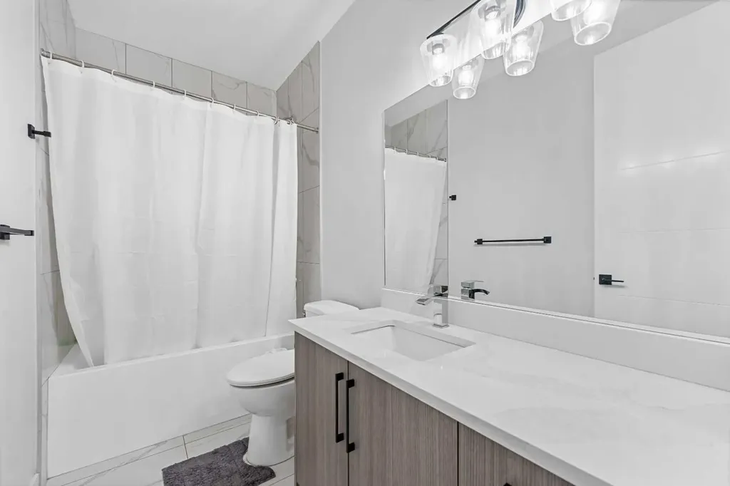 177 Saddlelake Terrace NE Calgary AB T3J 2E8