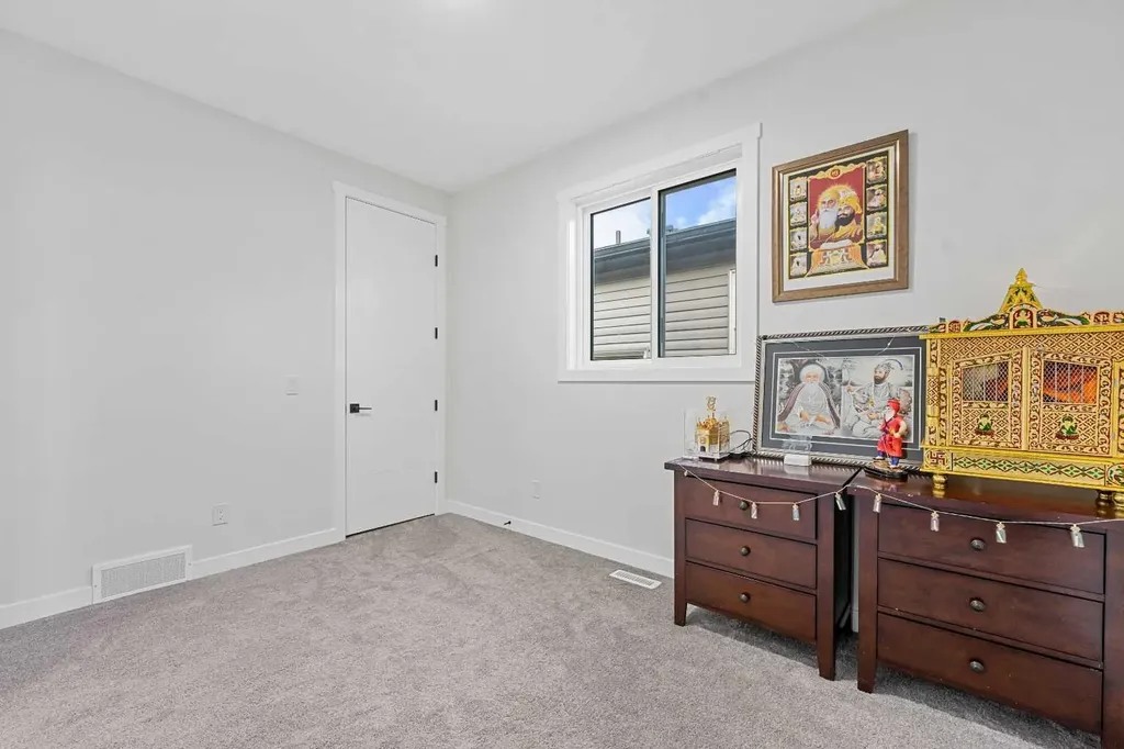 177 Saddlelake Terrace NE Calgary AB T3J 2E8