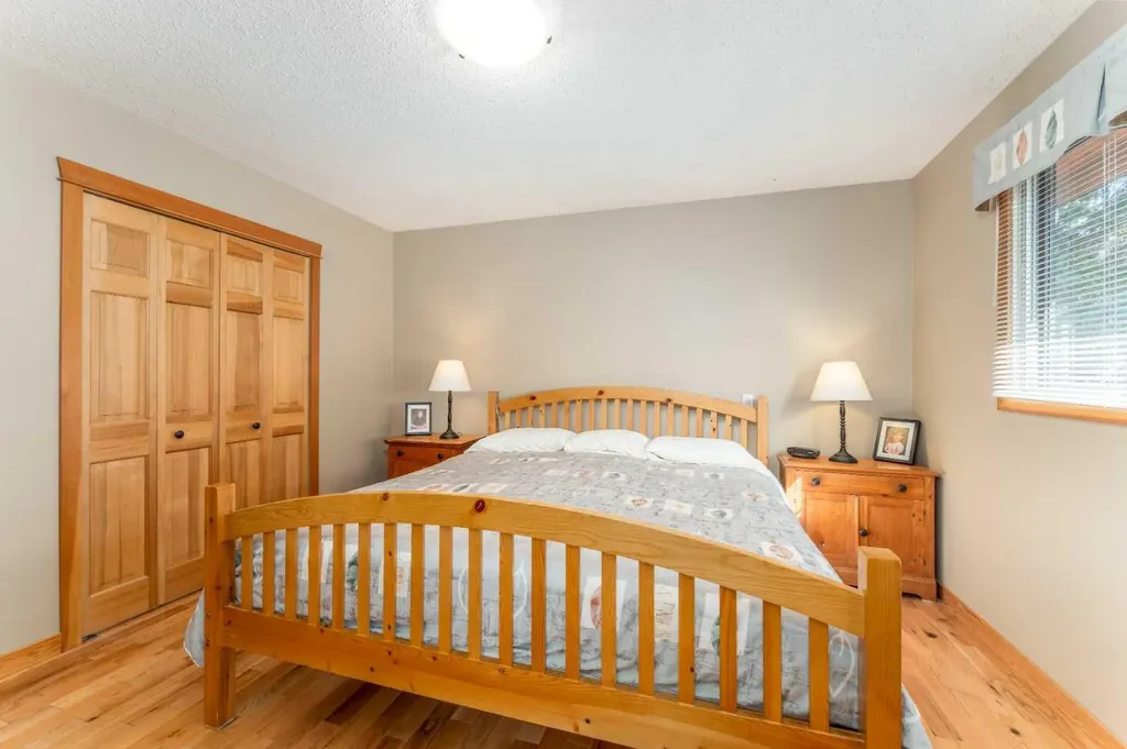 803 800 Larch Place Canmore AB T1W 1S4