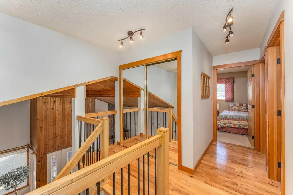 803 800 Larch Place Canmore AB T1W 1S4