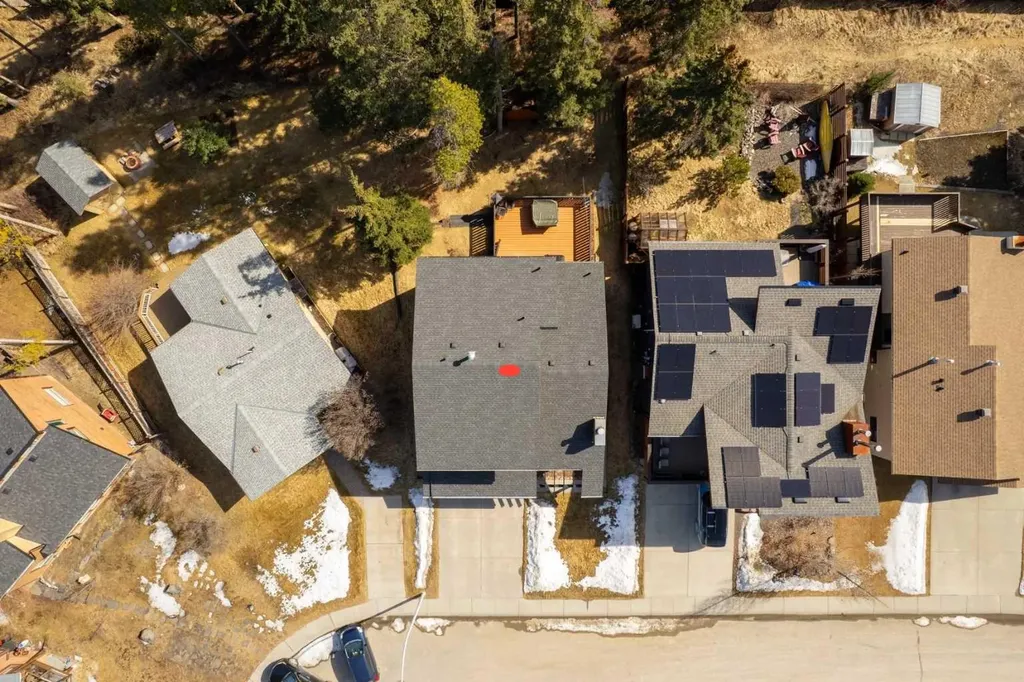 803 800 Larch Place Canmore AB T1W 1S4