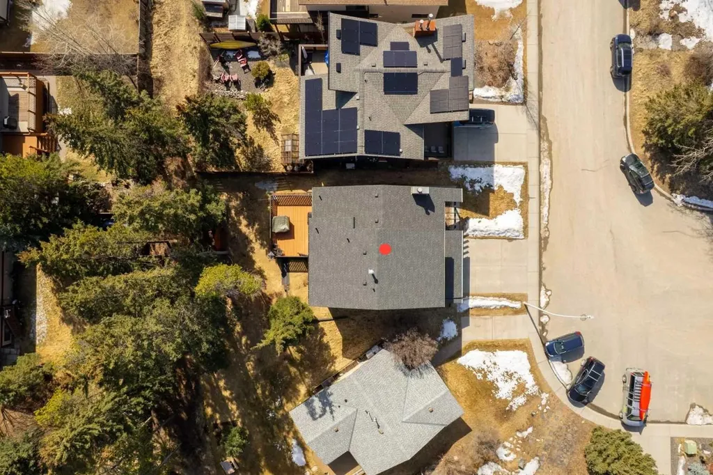 803 800 Larch Place Canmore AB T1W 1S4
