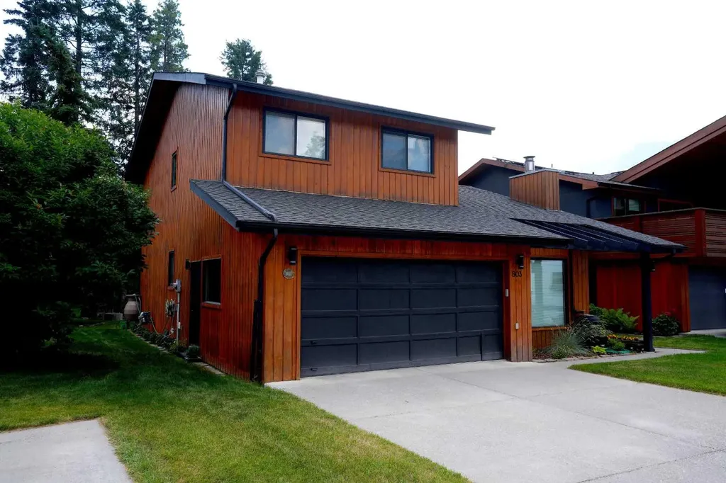803 800 Larch Place Canmore AB T1W 1S4
