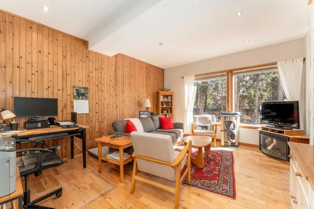 803 800 Larch Place Canmore AB T1W 1S4