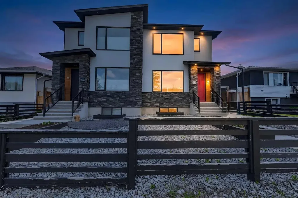 935 Regal Crescent NE Calgary AB T2E 5G8