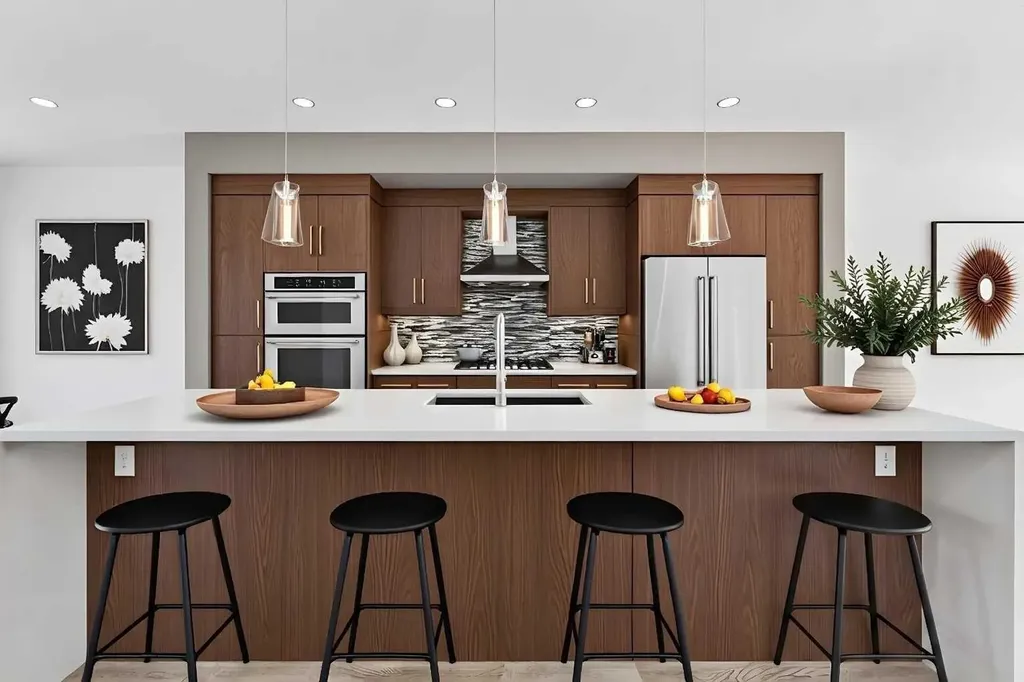 935 Regal Crescent NE Calgary AB T2E 5G8