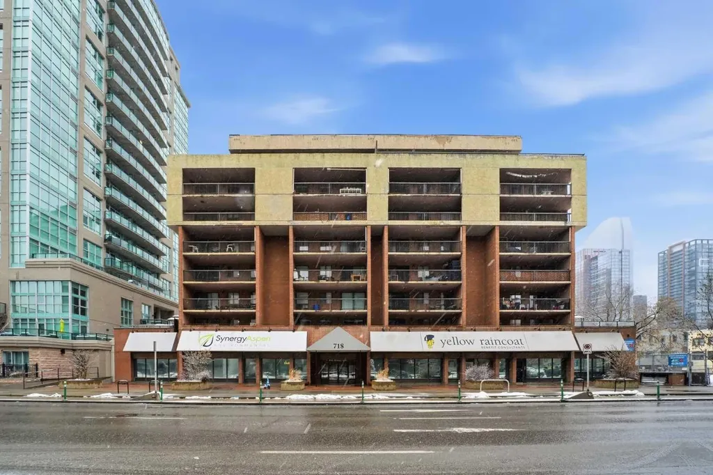 718 12 Avenue SW Calgary AB T2R 0H7