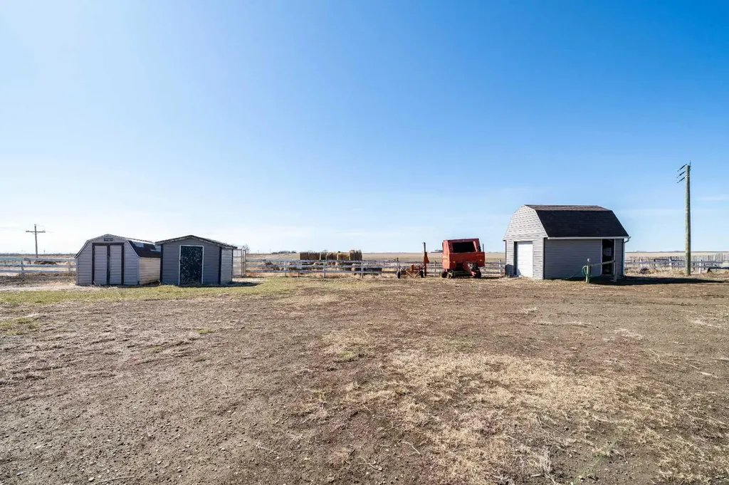 95012 Range Road 105 Rural Forty Mile No. 8 County Of AB T0K 0G0