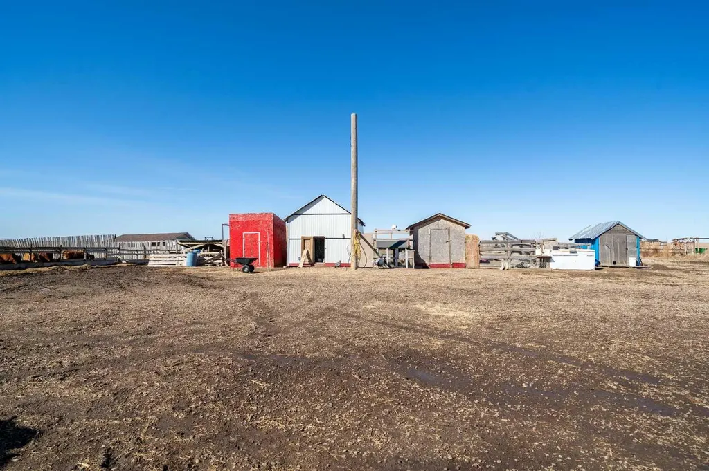 95012 Range Road 105 Rural Forty Mile No. 8 County Of AB T0K 0G0