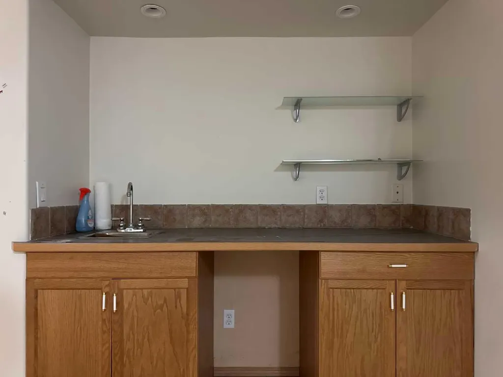 244 Los Alamos Place NE Calgary AB T1Y 7G7