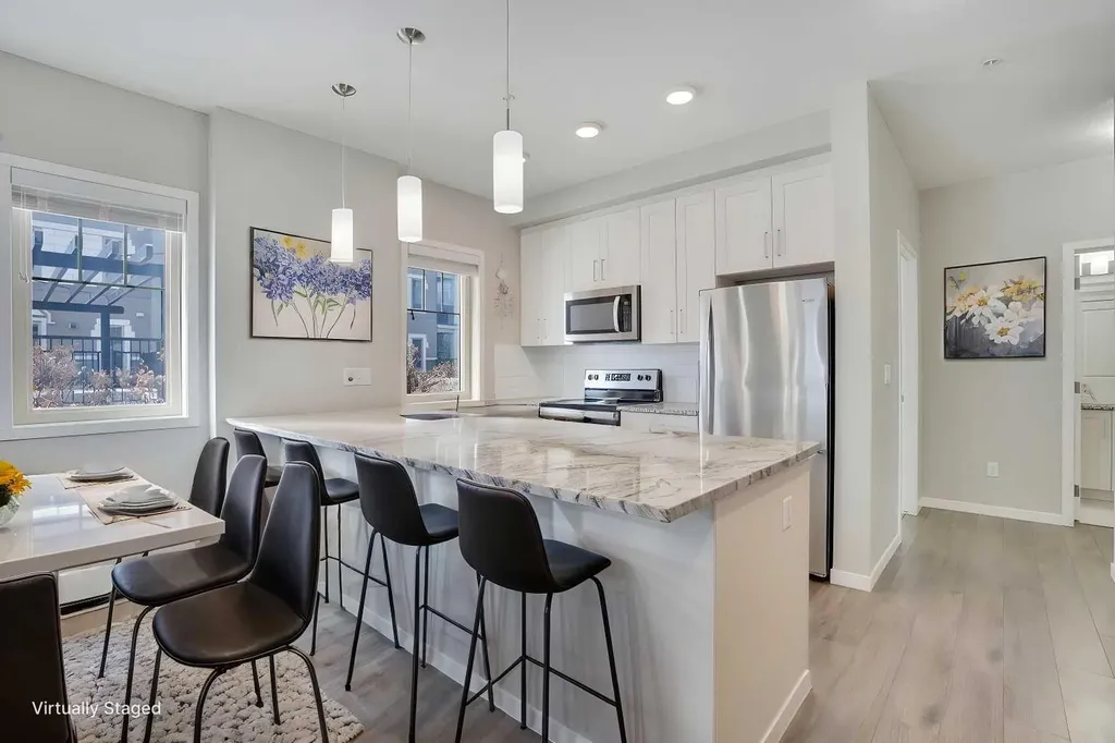 30 Mahogany Mews SE Calgary AB T3M 3H4