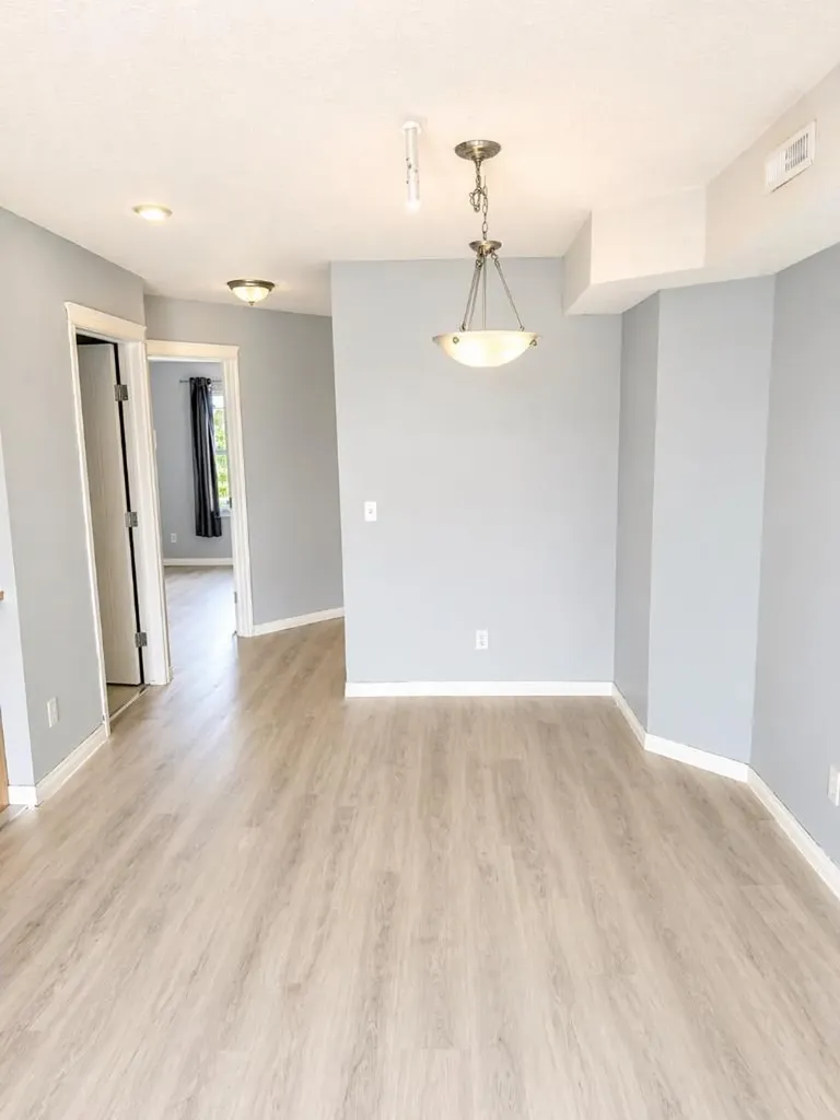 103 Strathaven Drive E Strathmore AB T1P1W3