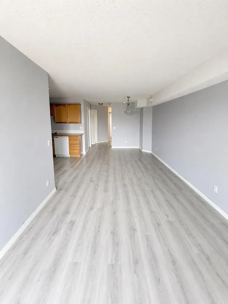103 Strathaven Drive E Strathmore AB T1P1W3