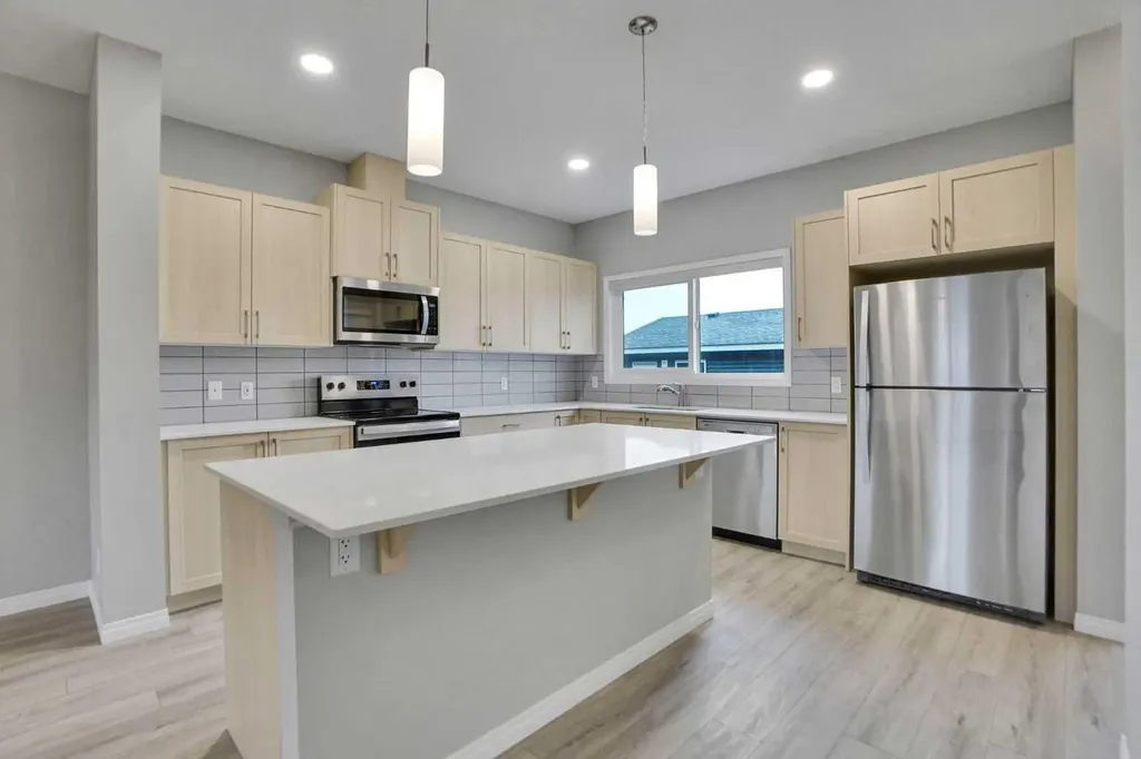667 Wolf Willow Boulevard SE Calgary AB T2X 5S1
