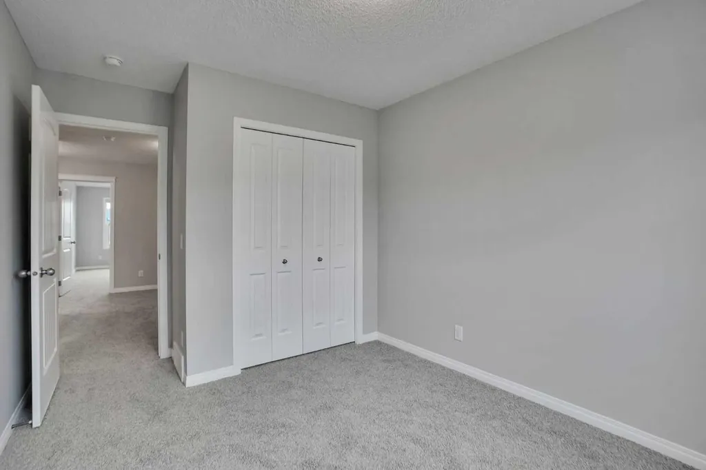 667 Wolf Willow Boulevard SE Calgary AB T2X 5S1