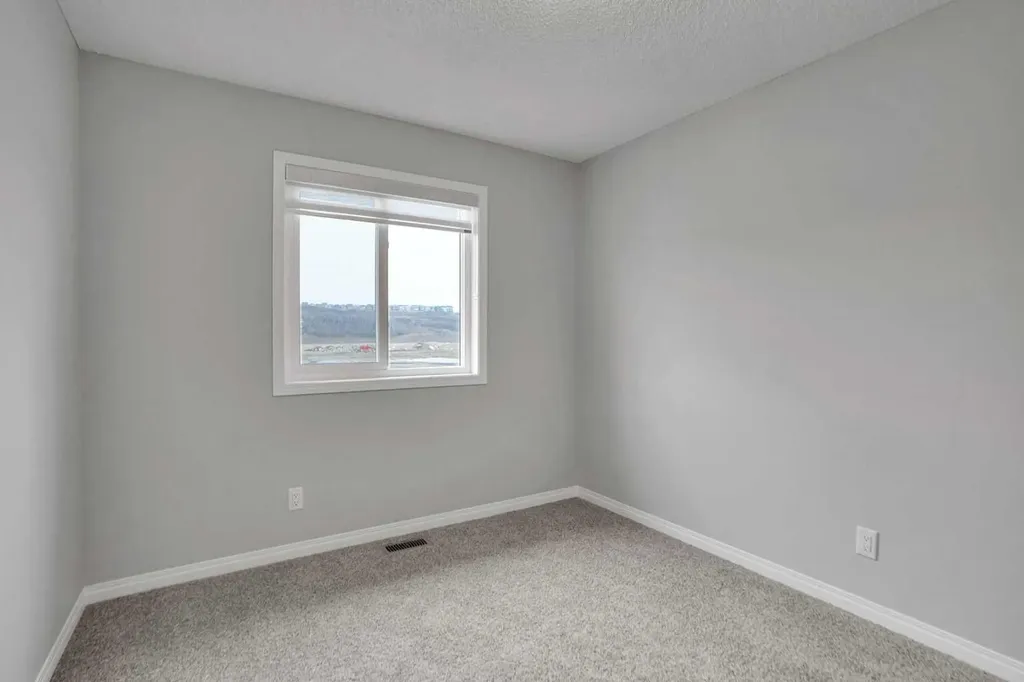 667 Wolf Willow Boulevard SE Calgary AB T2X 5S1