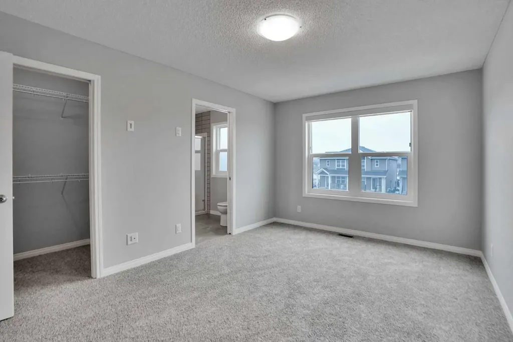 667 Wolf Willow Boulevard SE Calgary AB T2X 5S1
