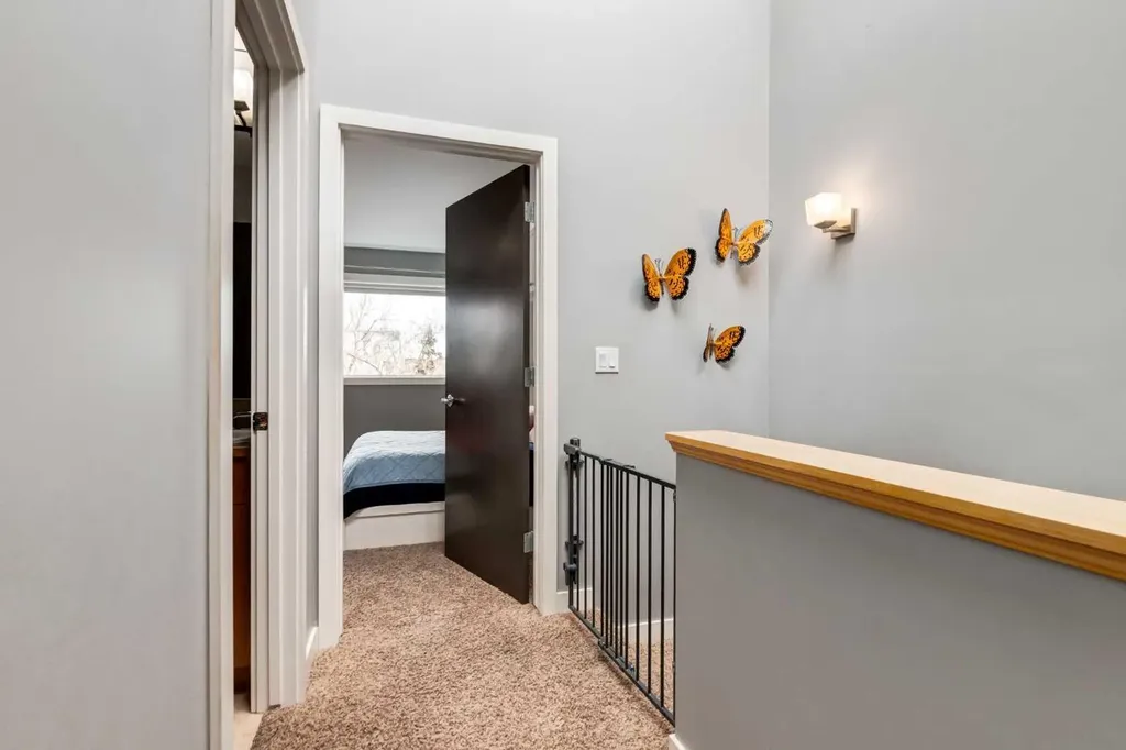 1720 12 Street SW Calgary AB T2T3M9
