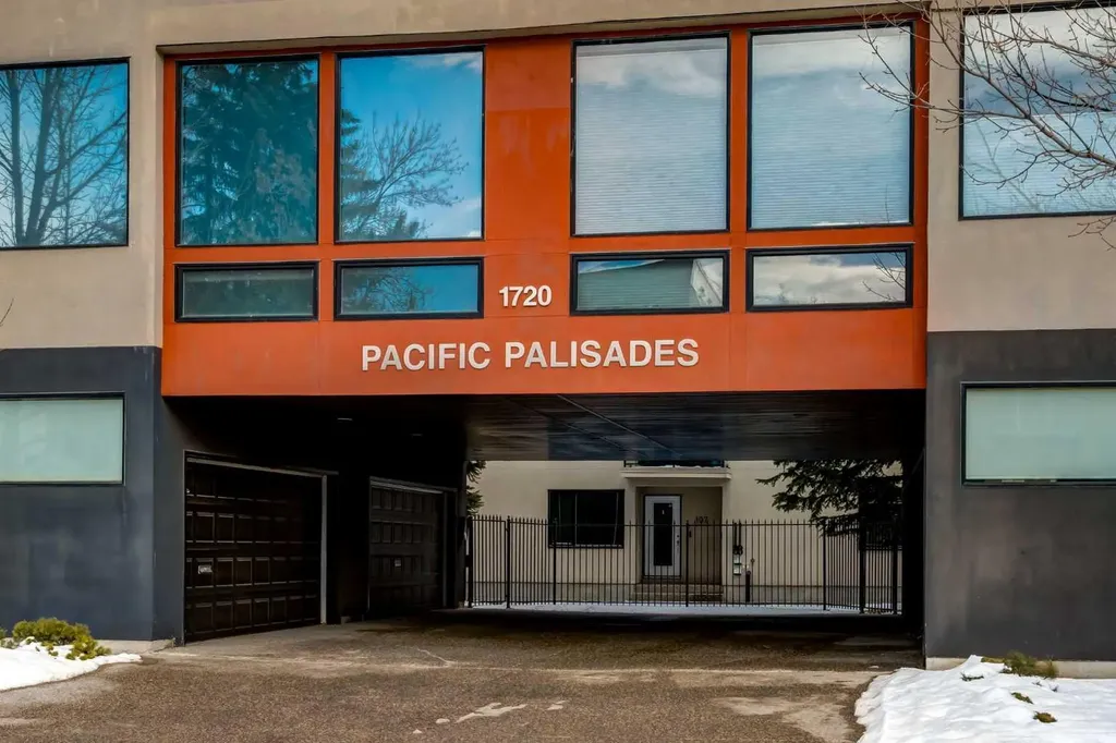 1720 12 Street SW Calgary AB T2T3M9