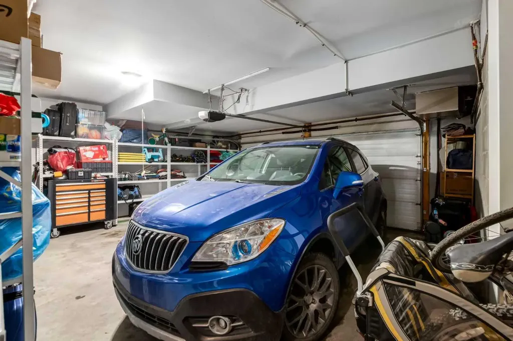 1720 12 Street SW Calgary AB T2T3M9