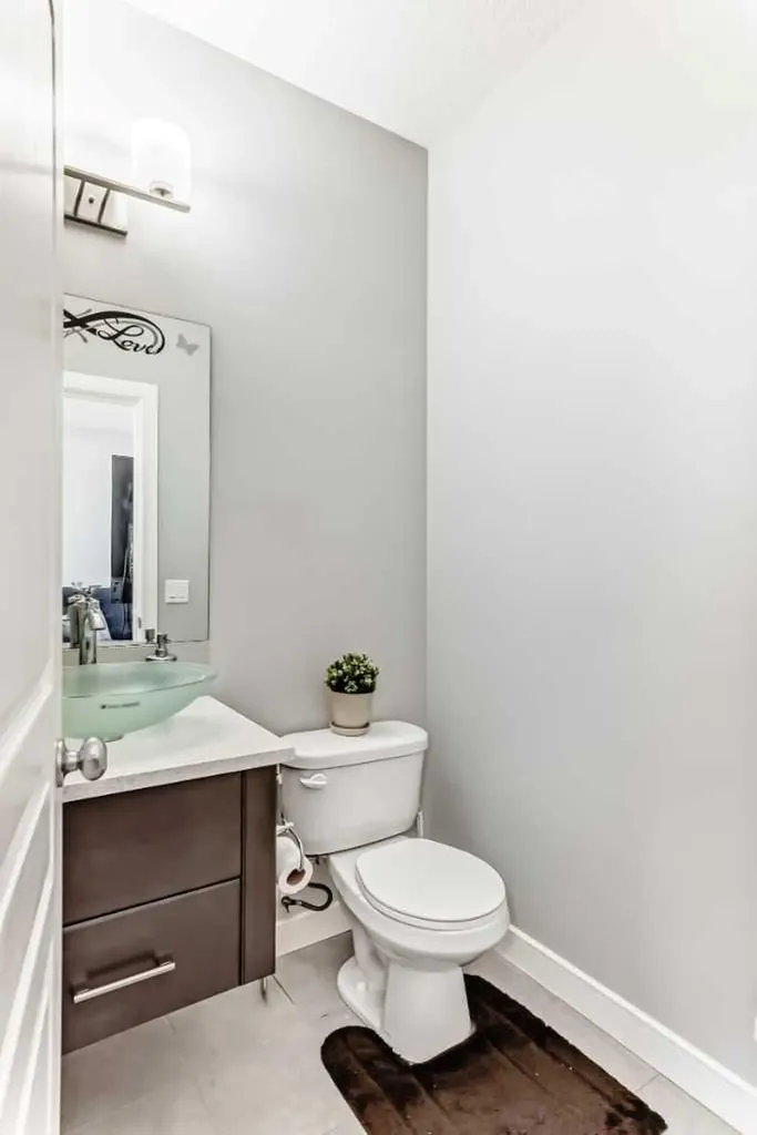 392 Redstone Drive NE Calgary AB T3N 0R1