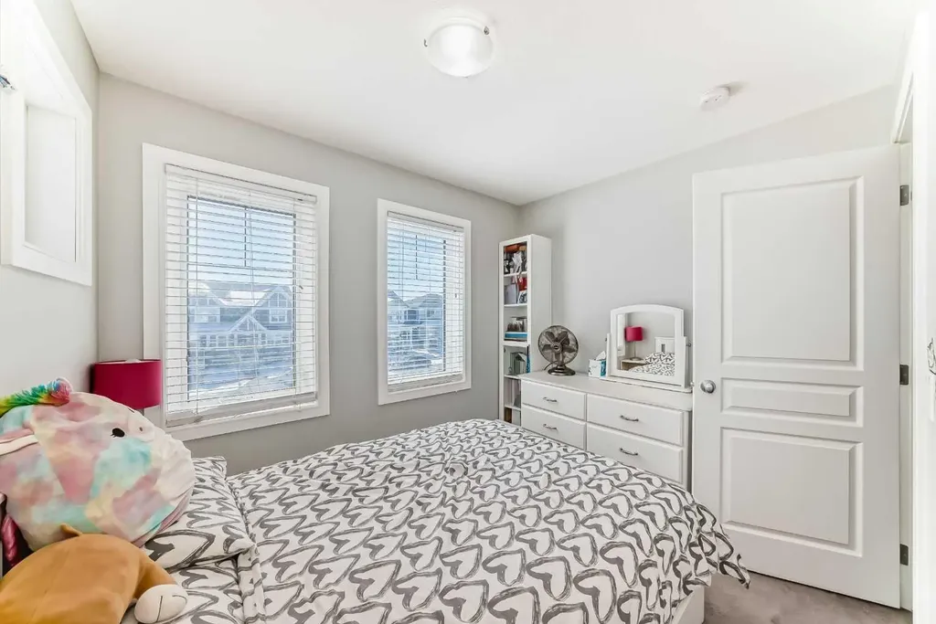 392 Redstone Drive NE Calgary AB T3N 0R1