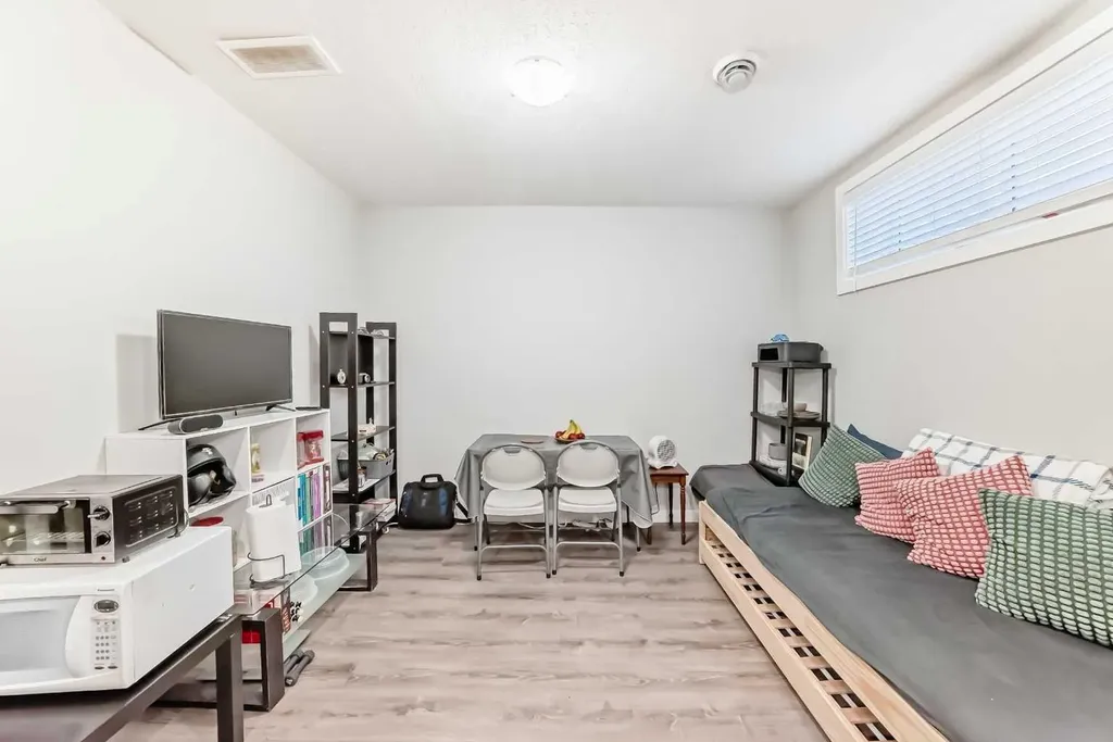 392 Redstone Drive NE Calgary AB T3N 0R1