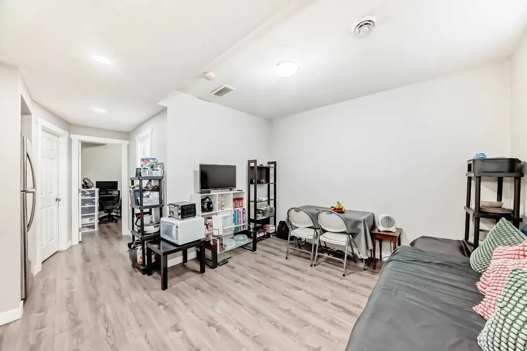 392 Redstone Drive NE Calgary AB T3N 0R1