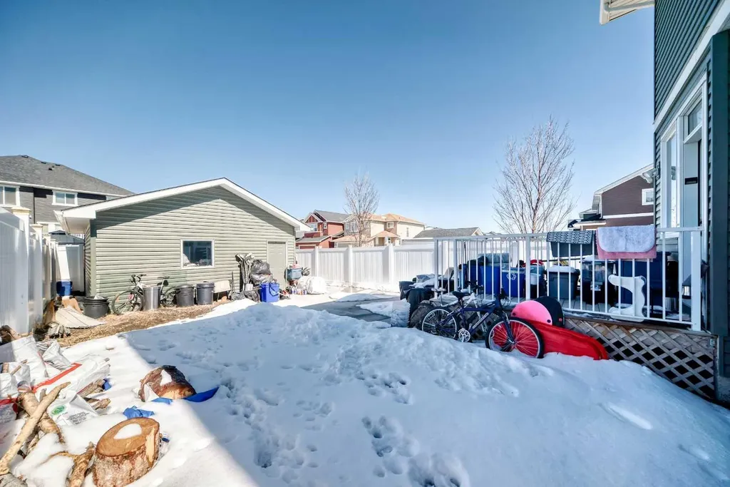 392 Redstone Drive NE Calgary AB T3N 0R1