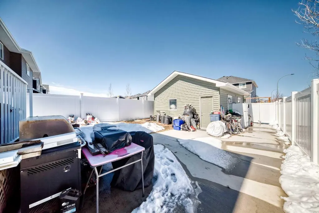 392 Redstone Drive NE Calgary AB T3N 0R1