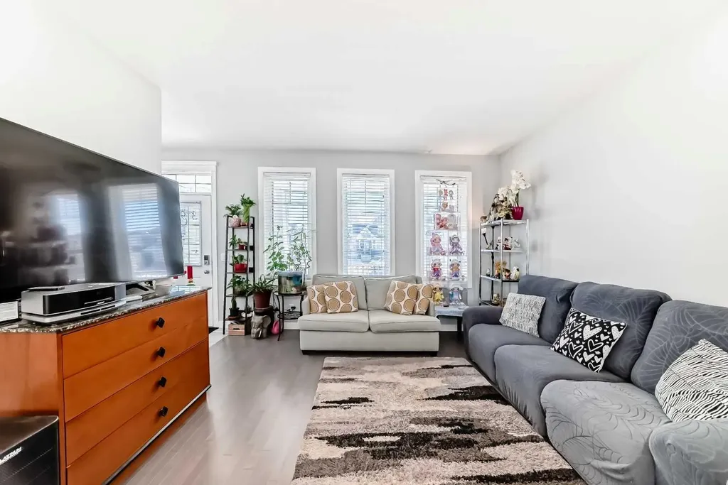 392 Redstone Drive NE Calgary AB T3N 0R1