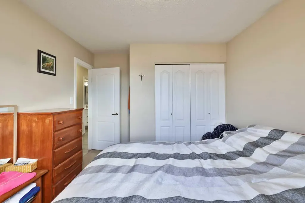 6403A 49 Avenue Camrose AB T4V 0P6