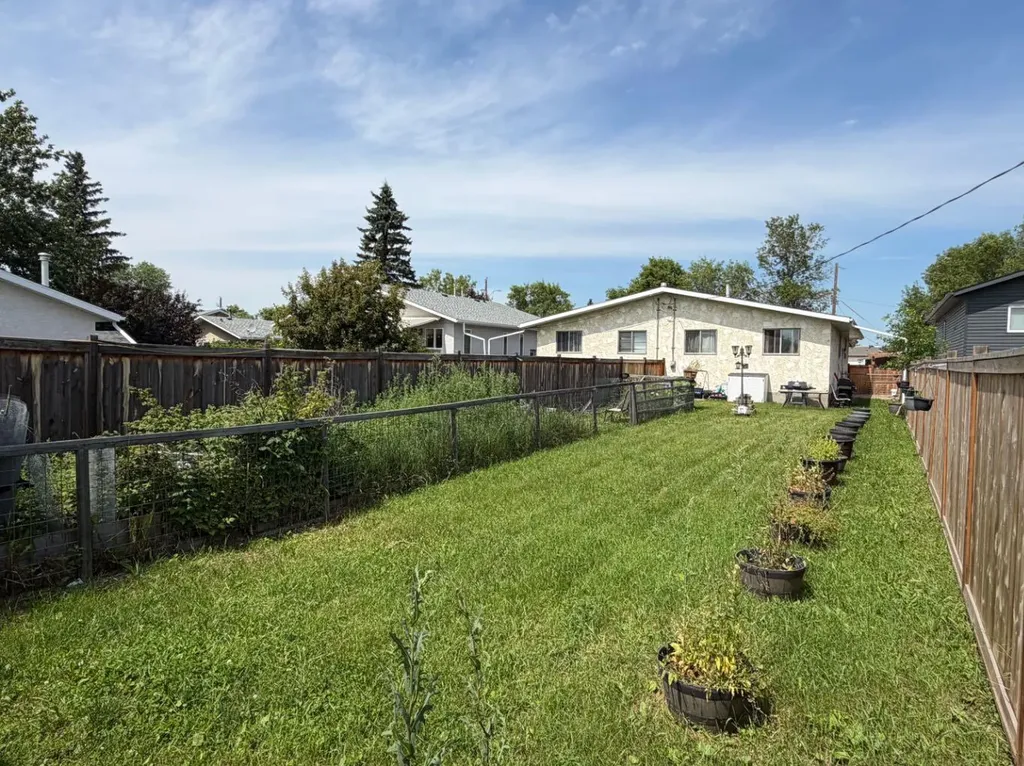 6403A 49 Avenue Camrose AB T4V 0P6