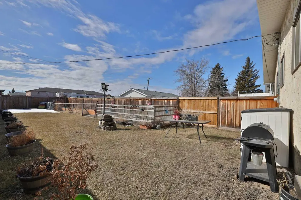 6403A 49 Avenue Camrose AB T4V 0P6