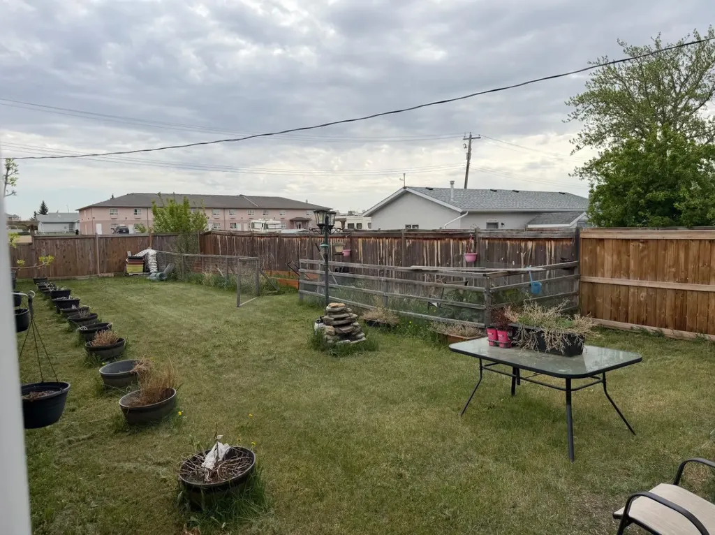 6403A 49 Avenue Camrose AB T4V 0P6