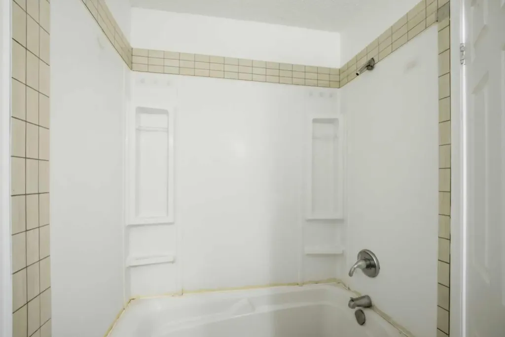19 Appletree Close SE Calgary AB T2A 7J1