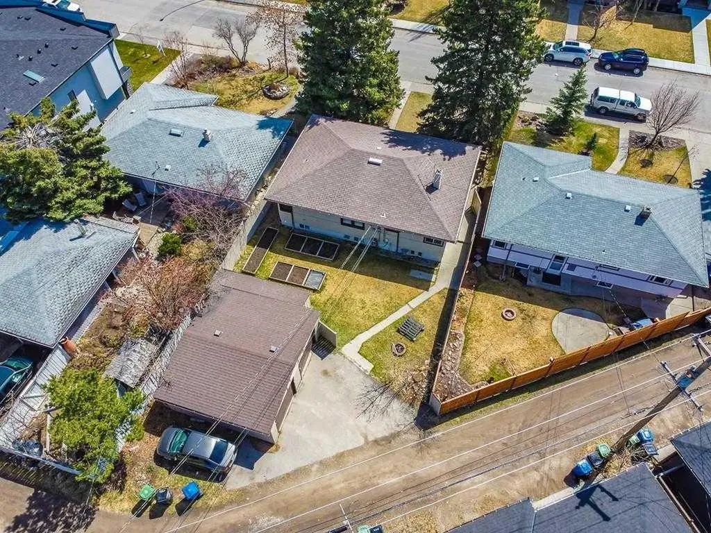 527 35a Street NW Calgary AB T2N 3A1