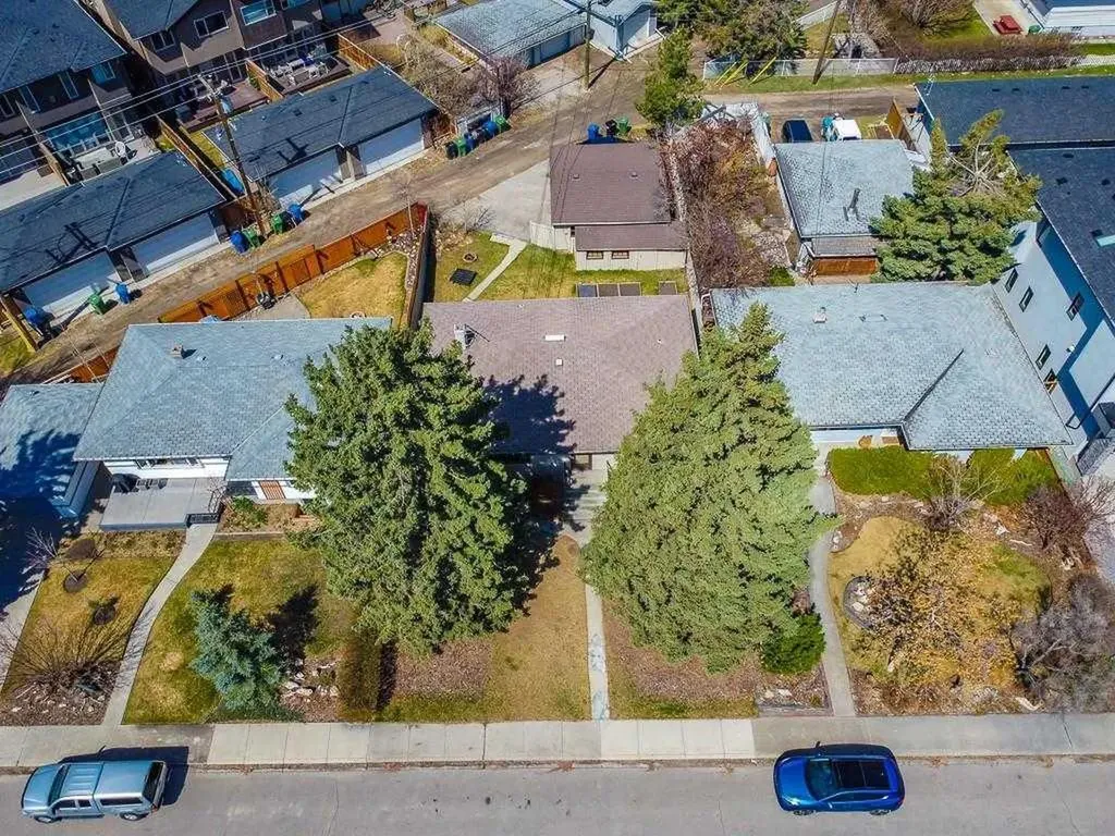 527 35a Street NW Calgary AB T2N 3A1