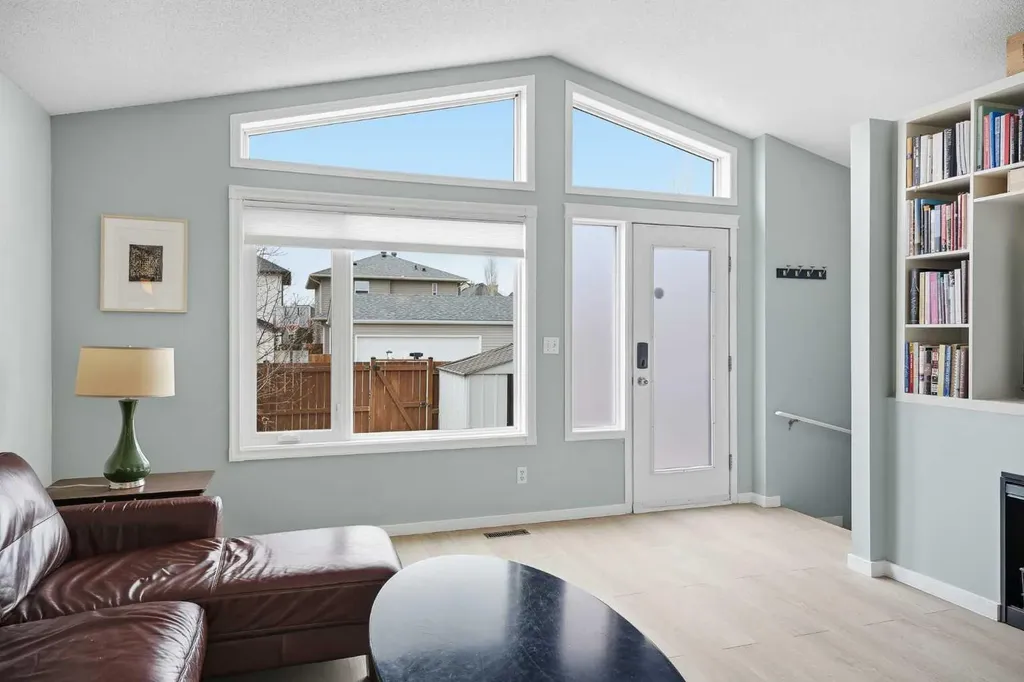 89 Prestwick Way SE Calgary AB T2Z3W7