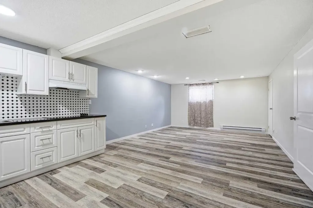 89 Prestwick Way SE Calgary AB T2Z3W7