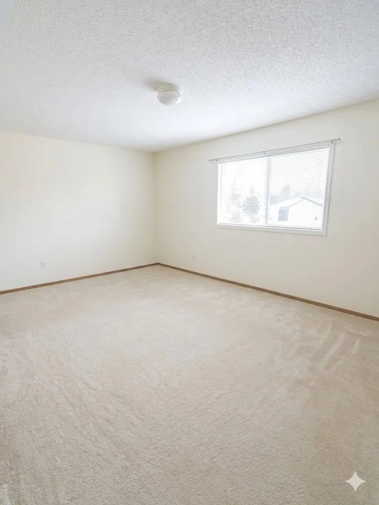 746 Martindale Boulevard NE Calgary AB T3J 3X7