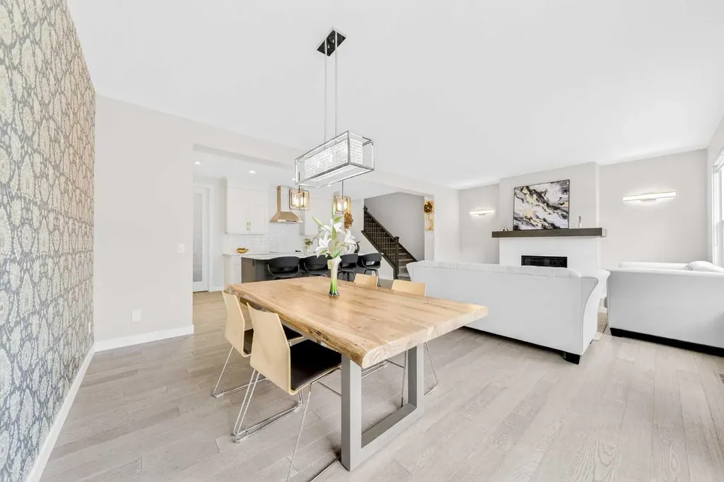 234 West Grove Point SW Calgary AB T3H 1Y7