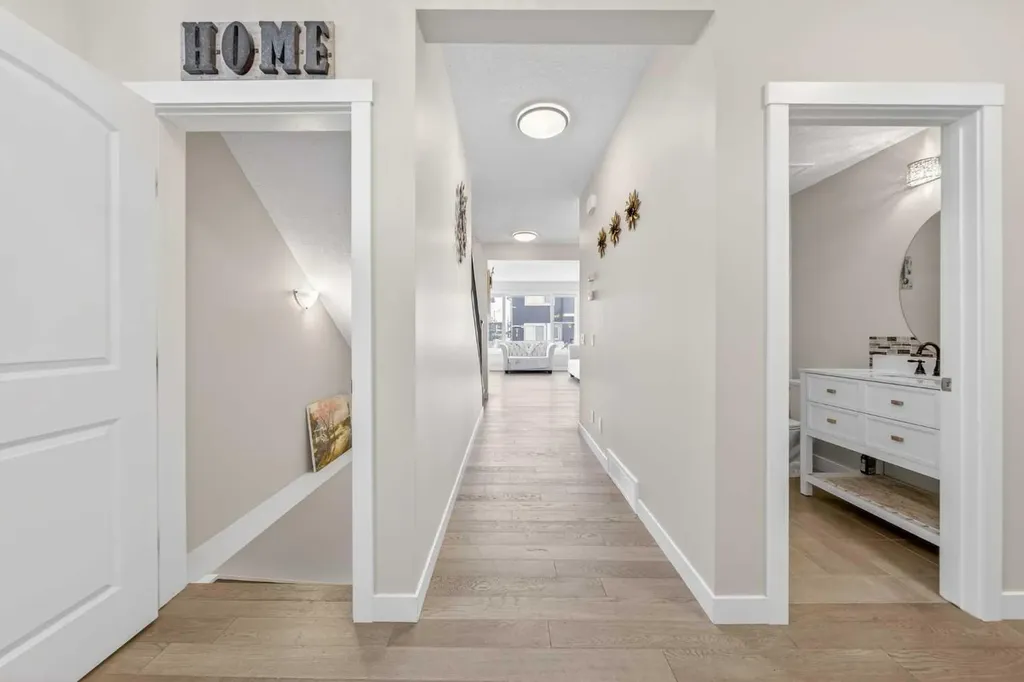 234 West Grove Point SW Calgary AB T3H 1Y7
