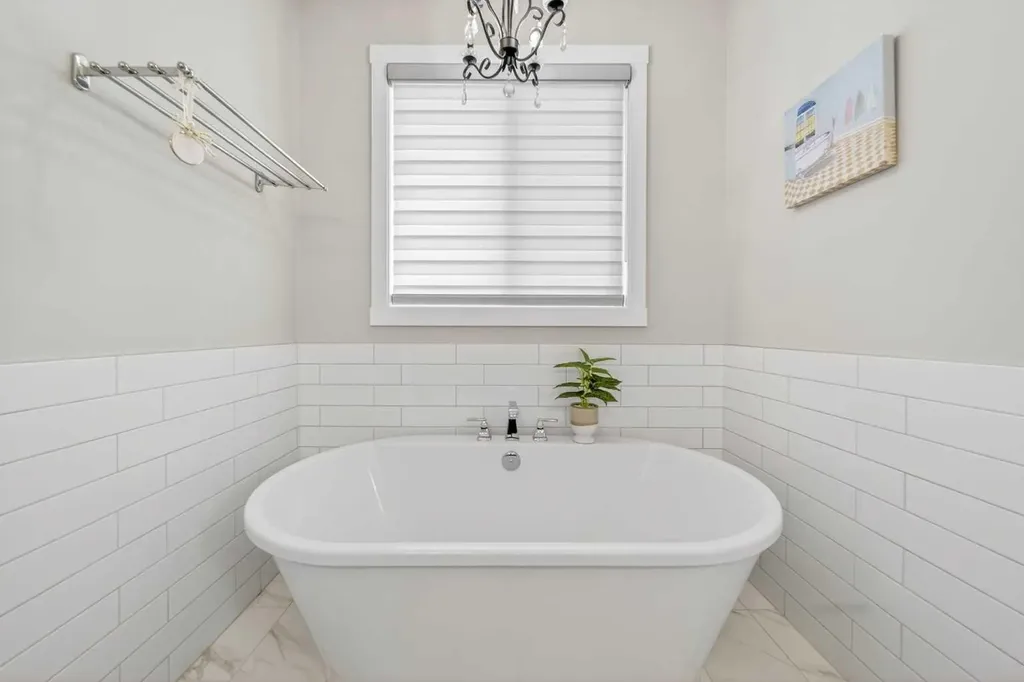 234 West Grove Point SW Calgary AB T3H 1Y7